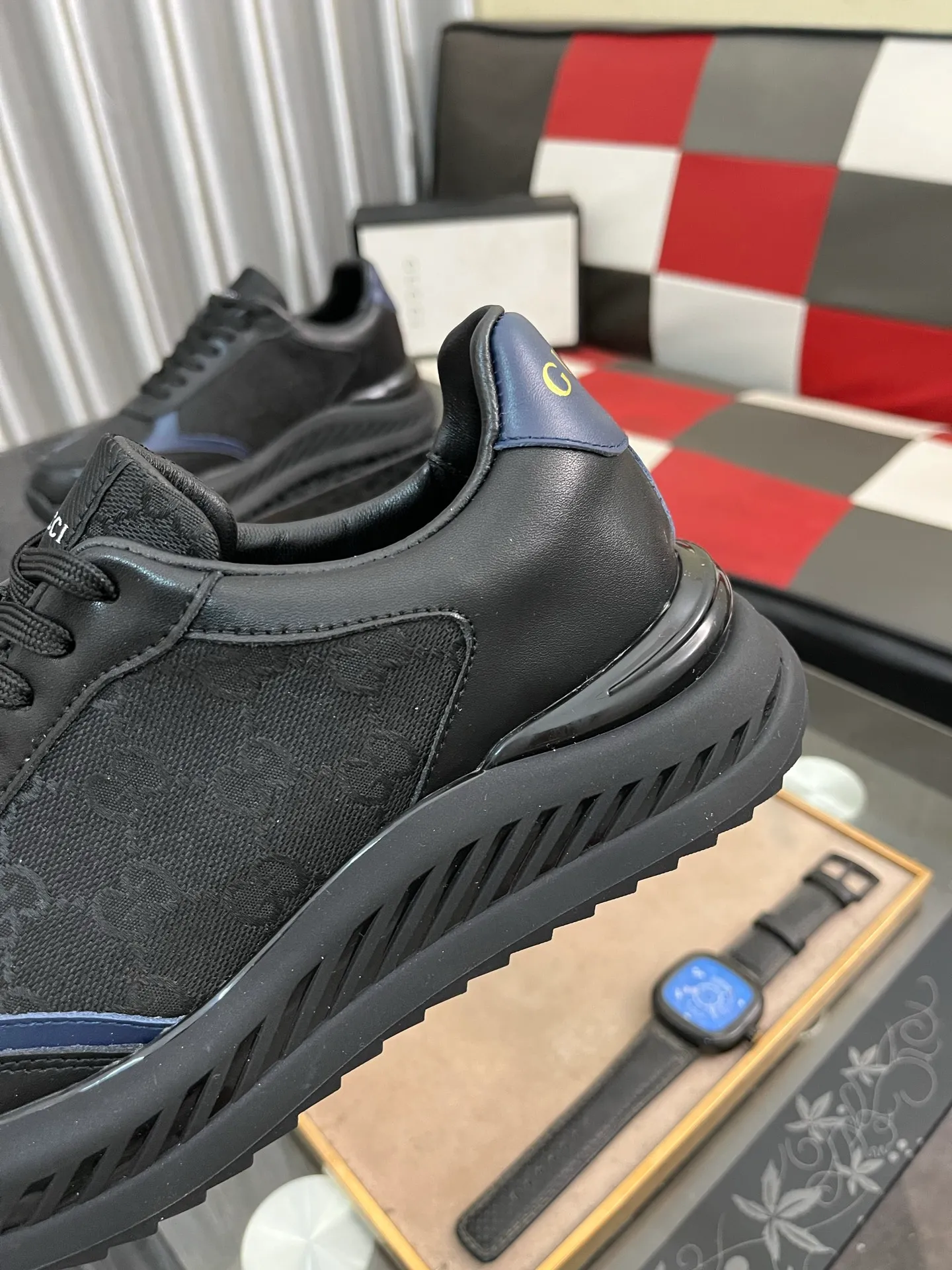 Men's shoes 💰458⌚️⌚️[GUCCI] The latest trendy men's casual shoes, the fabric is made of embossed cowhide imported from Italy, comfortable sheepskin lining + feet, the original outsole is wear-resistant and non-slip, high-level version, size: 38-444️⃣Colors available